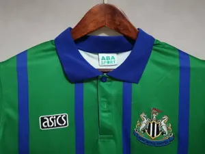 94-95 Newcastle away 3