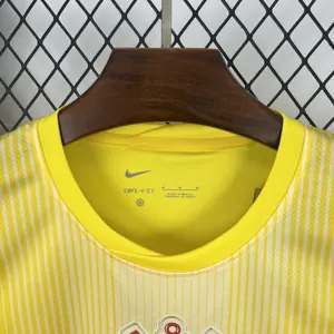 25-26 Corinthians Goalkeeper Yellow Shirt Soccer Apparels AAAAJersey Supply Yupoo 1