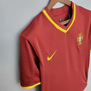 2000 Portugal home 2