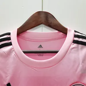 19-20 Leicester City away pink 7