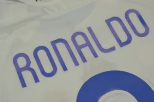06-07 Real Madrid home white 24