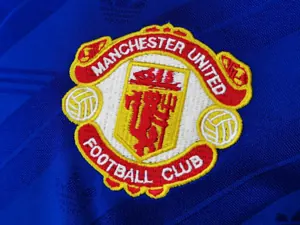 86-88 Manchester United away blue long sleeve 2