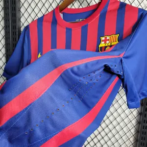 11-12 Barcelona home 3