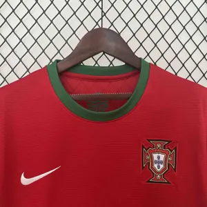2012 Portugal Home Retro Kit Vintage Shirt Football AAAAJersey Supplier 3