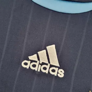 2006 Argentina away 8
