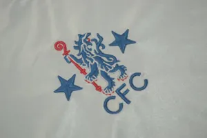 82-83 Chelsea away white 4