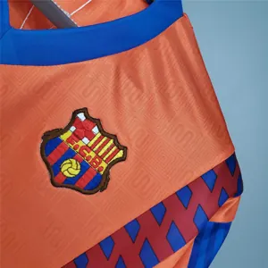 91-92 Barcelona away 14