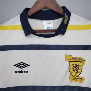 88-91 Scotland away 3