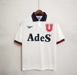 1998 University of Chile away 8