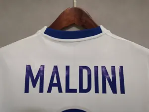 98-00 Italy away white 4