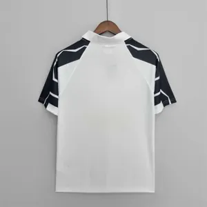95 Colo-Colo home 4