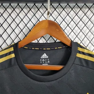11-12 Real Madrid away black 6
