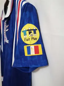 1996 France home blue 12