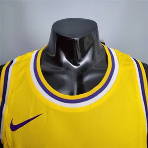 YOUNG #0 Lakers yellow 4