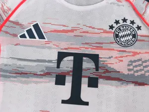 25-26 Bayern Munich Away Player Version Kid Kits Youth Apparels Soccer AAAAJersey Supplier Yupo 1