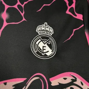 24-25 Real Madrid Pink Jaguar Special Edition Kit Soccer Uniforms Soccer AAAAJersey Yupoo 3