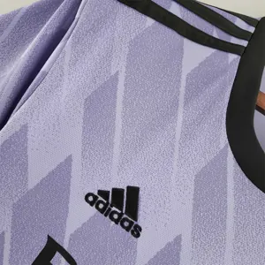22-23 Real Madrid away - 2 25