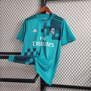17-18 Real Madrid third away 7