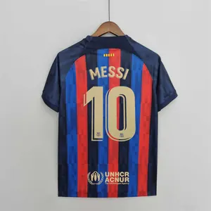 22-23 Barcelona home - 3 19