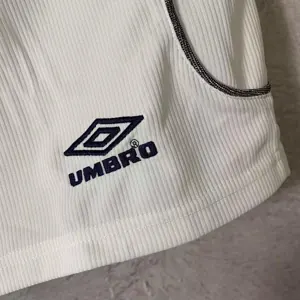 99-00 Manchester United away long sleeve 4