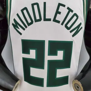 2022 Middleton #22 Bucks White 3