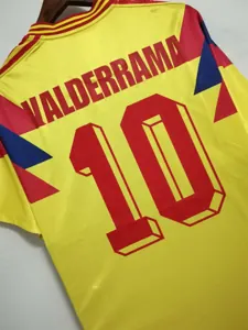1990 Colombia home 8