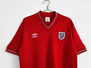 84-87 England away 1