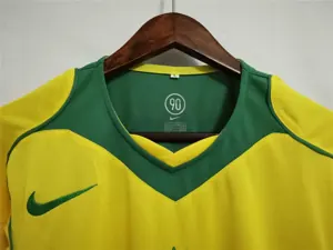 2004 Brazil home 5