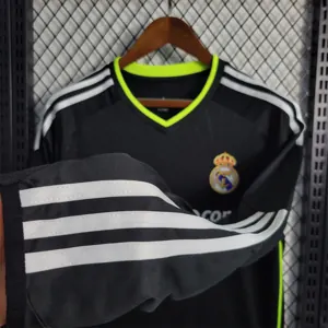 10-11 Real Madrid away long sleeve 1