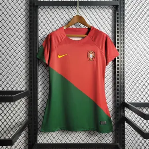 2022 Portugal weoman home
