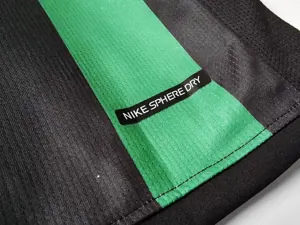 05-06 Celtic away 5