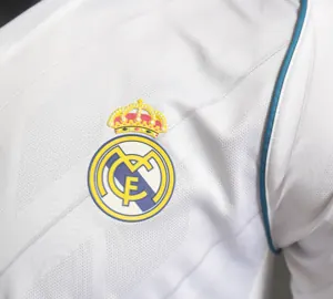 17-18 Real Madrid Home Retro Kit Vintage Player Version Sino Shirt AAAAJersey Dropship Yupoo 2