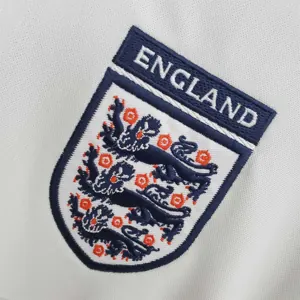 2000 England home 7