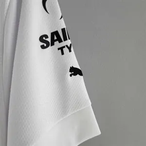 22-23 Valencia home 5