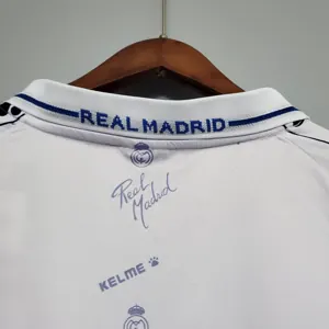94-96 Real Madrid home 10