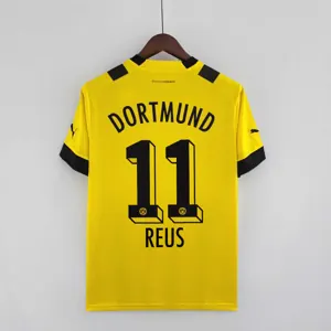 22-23 Dortmund home 10