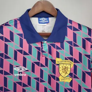 89-90 Scotland away 2