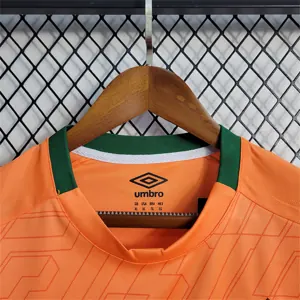 22-23 Fluminense orange goalkeeper 3