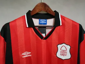 94-95 Nottingham Forest home 1