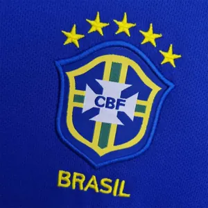 2004 Brazil away 7