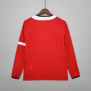 04-06 Manchester United home long sleeve 8