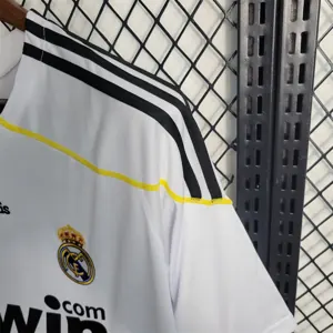 09-10 Real Madrid home 4