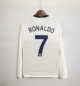 08-09 Manchester United away white UCL final long sleeve 3