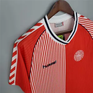 1986 Denmark home 3