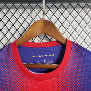 12-13 Barcelona home 4