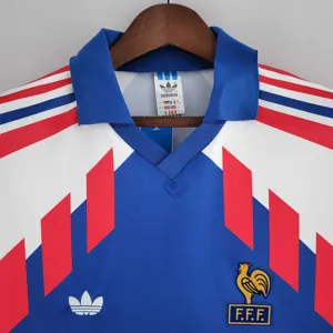 88-90 France home 8
