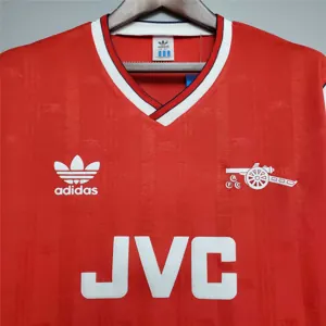 88-90 Arsenal home 3