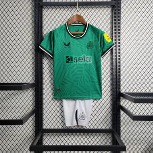 23-24 kids Newcastle away size 16-28