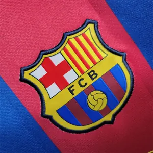 10-11 Barcelona home 8