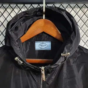 Windbreaker PRADA 4